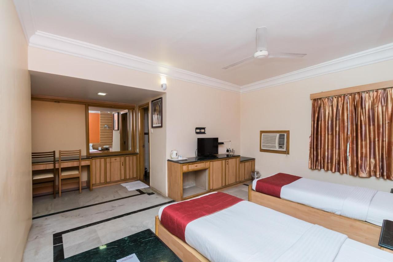 Kings Crown Vip Road Hotel Calcutta Exterior foto